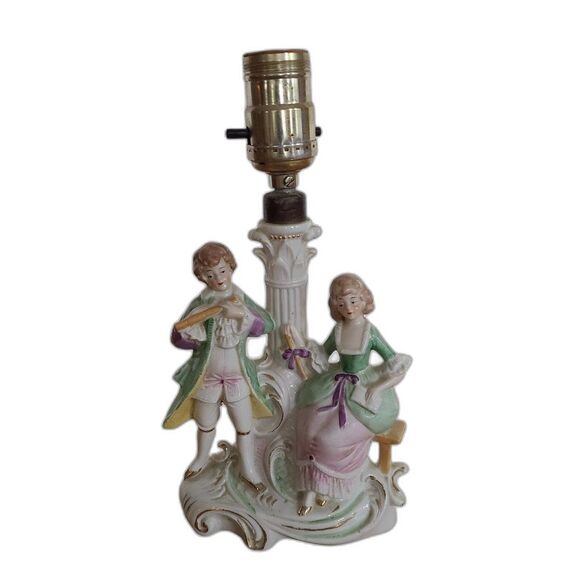 Vintage Carl Schneiders Grafenthal Table Lamp Victorian Style Courting Couple - Picture 1 of 15
